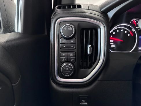 Certified 2021 Chevrolet Silverado 1500 LT Trail Boss w/ Convenience Package II AWD/4WD image 27