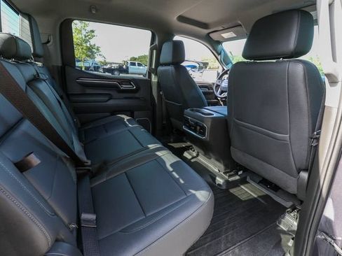 Used 2023 GMC Sierra 1500 SLT w/ SLT Premium Plus Package AWD/4WD image 24