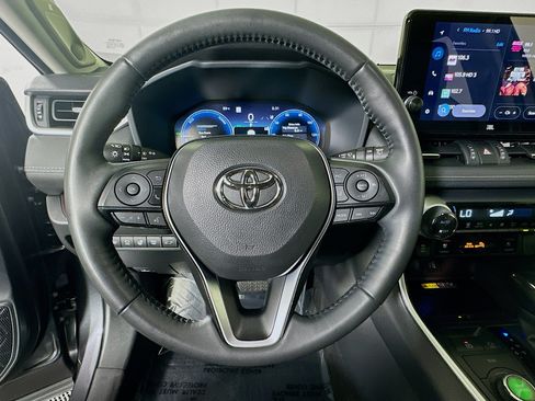 Used 2025 Toyota RAV4 Limited w/ Advanced Technology Package AWD/4WD image 15