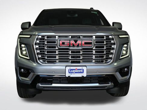New 2026 GMC Yukon XL Denali w/ Sun & Power Step Package AWD/4WD image 8