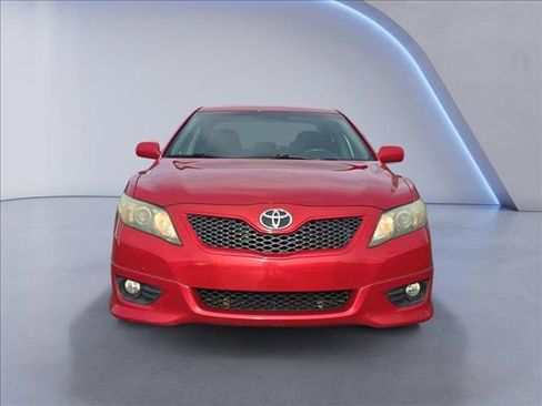 Used 2010 Toyota Camry SE image 8