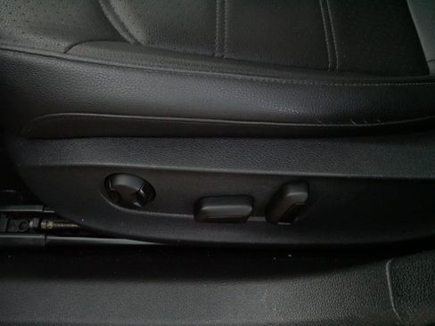 Used 2014 Volkswagen Passat 1.8T Wolfsburg Edition image 20