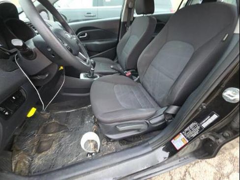 Used 2017 Kia Rio LX image 8