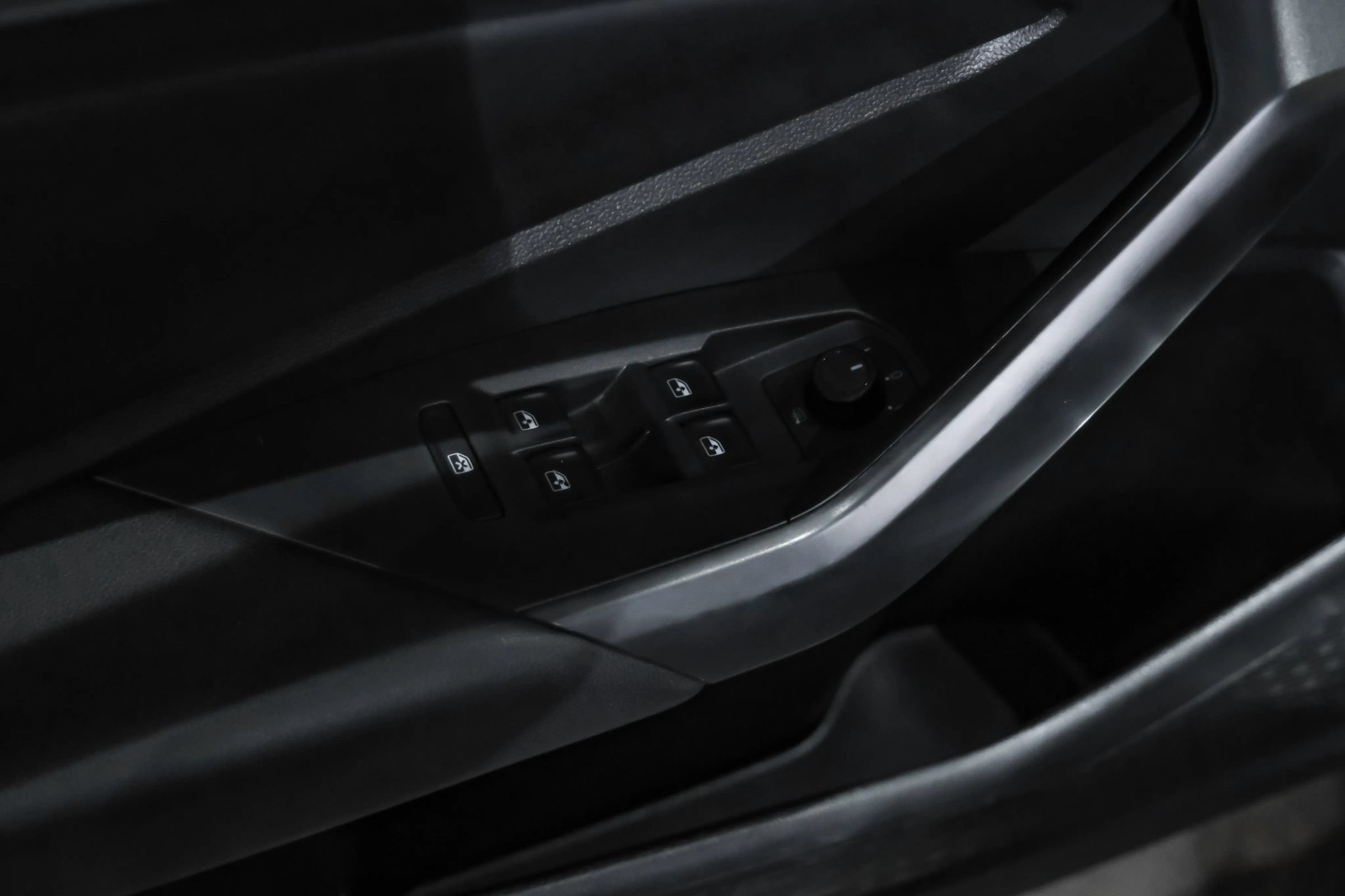 Used 2019 Volkswagen Jetta R-Line FWD image 38
