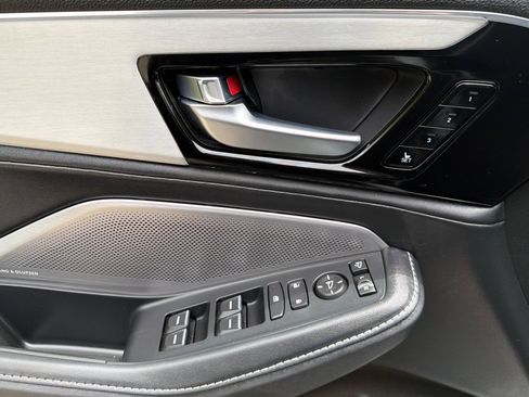 Used 2026 Acura MDX FWD w/ Technology Package image 11