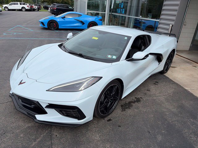 Used 2023 Chevrolet Corvette Stingray Preferred Cpe w/ 2LT RWD image 2