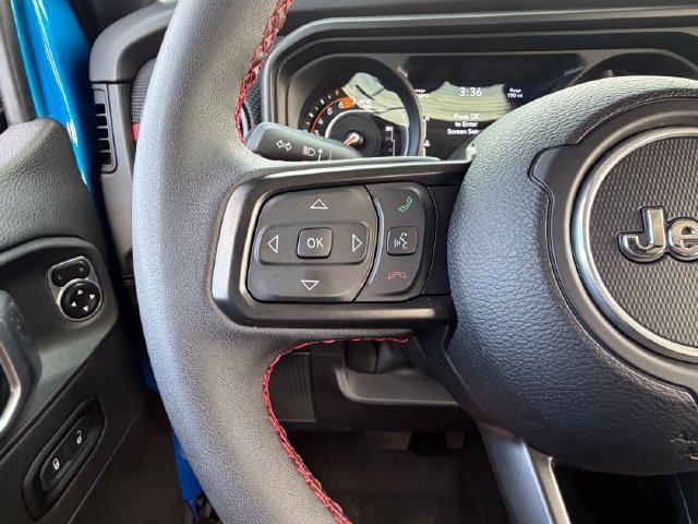 Used 2024 Jeep Wrangler Unlimited Rubicon w/ Technology Group AWD/4WD image 15