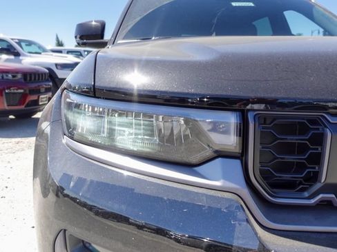 New 2026 Jeep Grand Cherokee L Limited AWD/4WD image 3