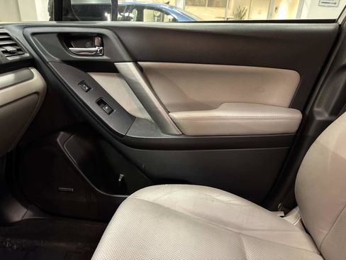 Used 2015 Subaru Forester 2.5i Touring w/ Popular Package #2 image 24
