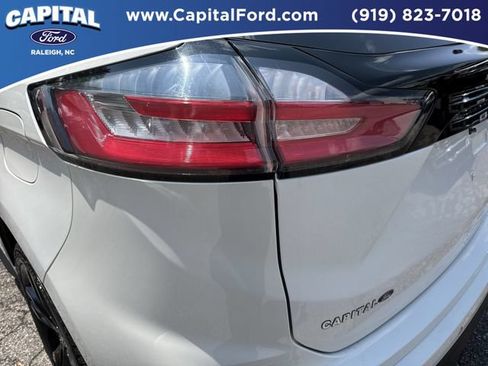 Certified 2022 Ford Edge ST w/ Equipment Group 401A AWD/4WD image 15