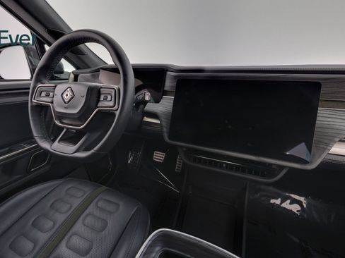 Used 2022 Rivian R1T Launch Edition AWD/4WD image 25