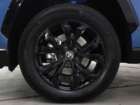 Used 2024 Toyota RAV4 XSE w/ Advanced Technology Package image 30