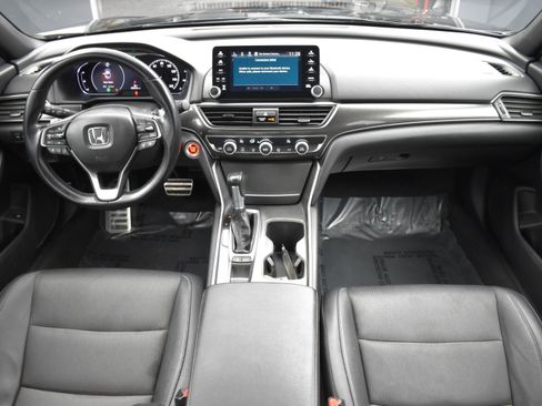 Used 2019 Honda Accord Sport image 13
