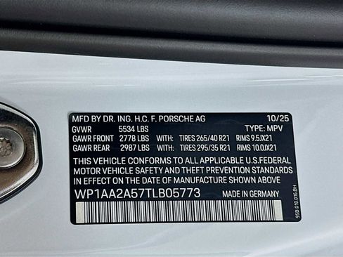 New 2026 Porsche Macan image 34