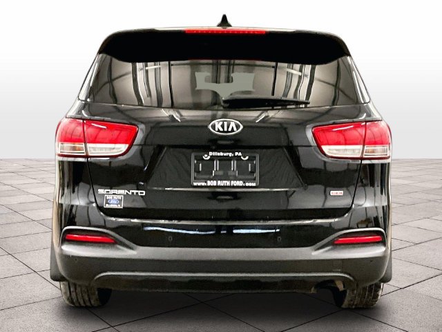 Used 2017 Kia Sorento AWD w/ LX Convenience Package image 5
