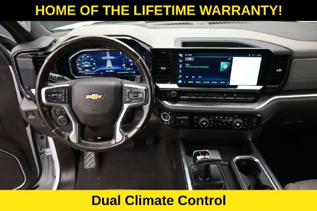 Used 2022 Chevrolet Silverado 1500 LTZ AWD/4WD image 15