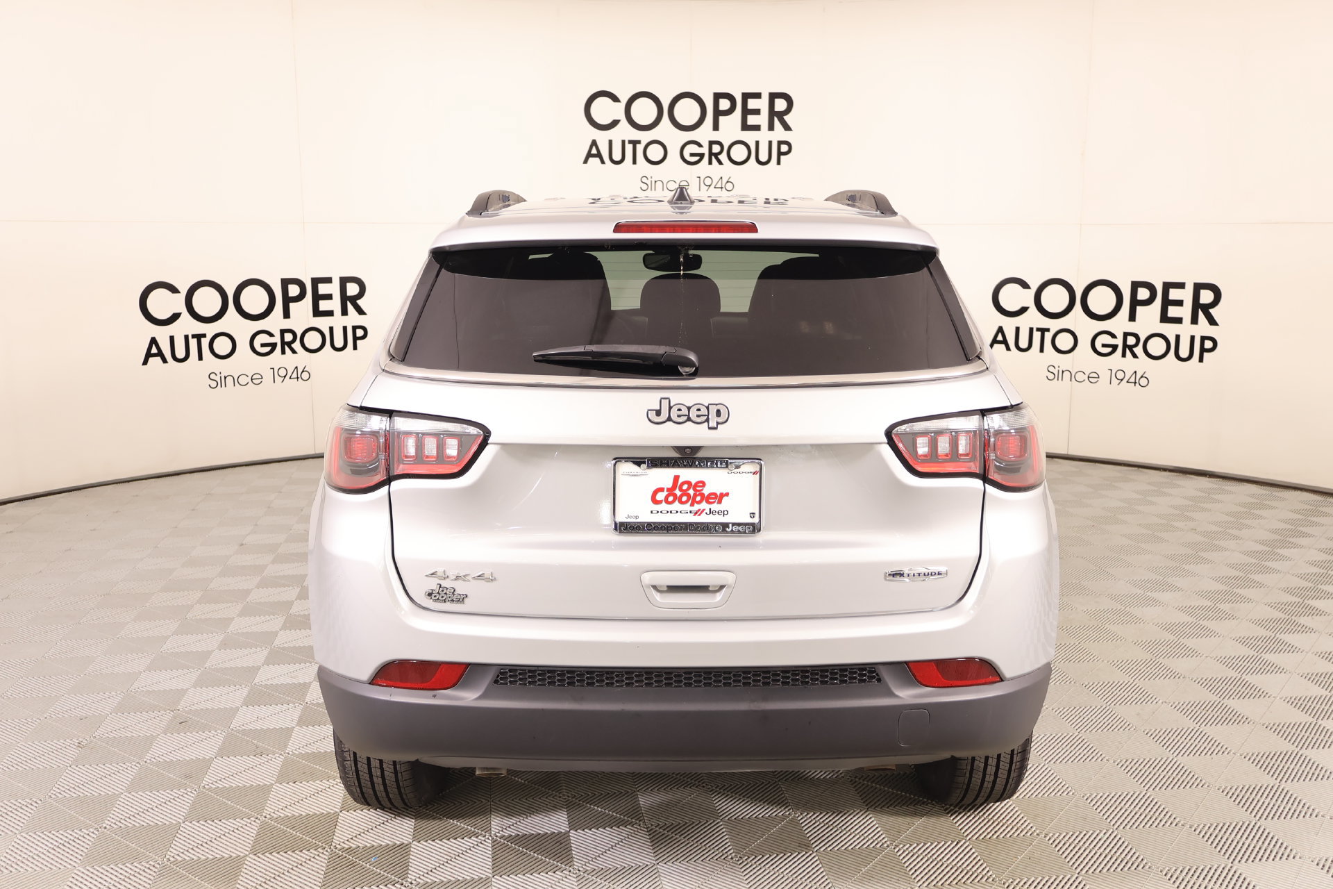 Used 2025 Jeep Compass Latitude AWD/4WD image 20