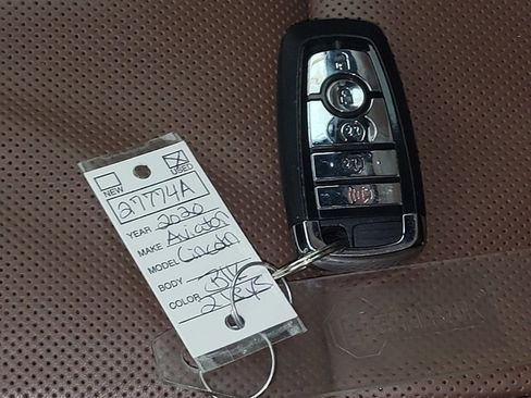 Used 2020 Lincoln Aviator Reserve w/ Elements Package Plus image 34