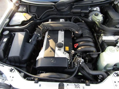 Used 1997 Mercedes-Benz E 320 Sedan image 16