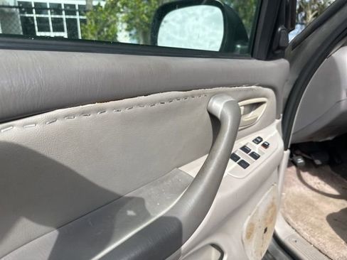 Used 2004 Toyota Sequoia SR5 image 13