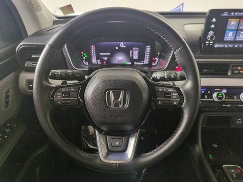 Certified 2025 Honda Pilot Elite image 18