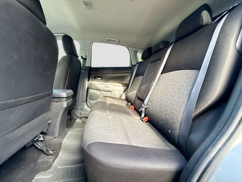 Used 2021 Mitsubishi Outlander Sport LE FWD image 24