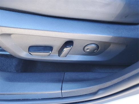 Used 2024 Mitsubishi Outlander SE image 23