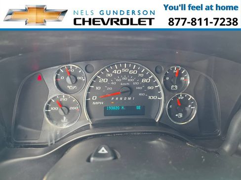 Used 2017 GMC Savana 3500 Extended RWD image 22