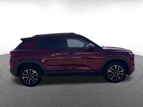 Used 2024 Chevrolet TrailBlazer LT w/ Driver Confidence Package image 16