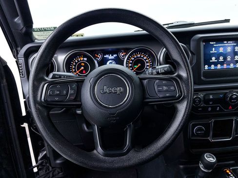 Used 2022 Jeep Wrangler Unlimited Sport image 26