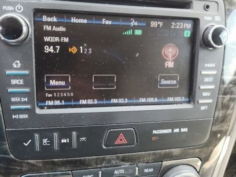Used 2014 Buick Enclave Leather FWD image 19