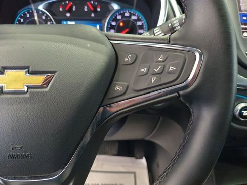 Used 2023 Chevrolet Equinox LT AWD/4WD image 17