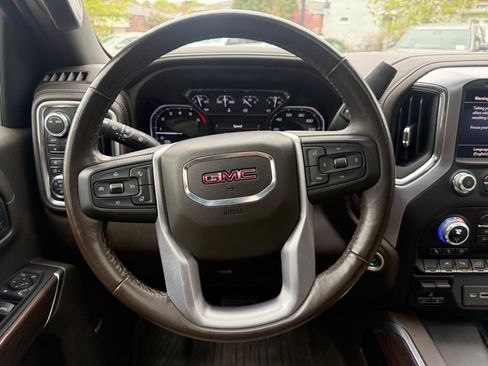 Used 2022 GMC Sierra 1500 SLT w/ SLT Premium Plus Package AWD/4WD image 27