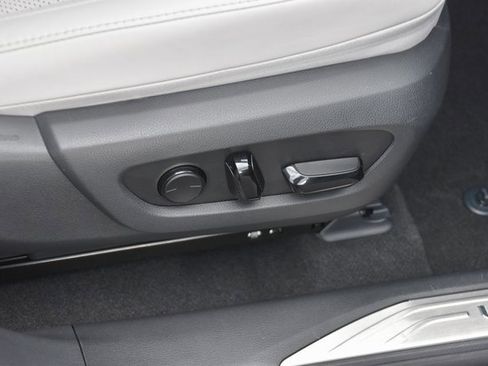 Used 2024 Lexus RX 350 image 33