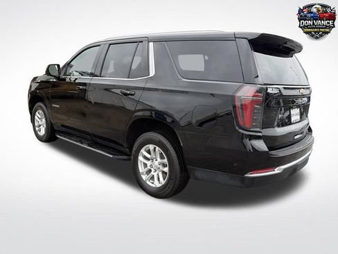 Used 2026 Chevrolet Tahoe LT RWD image 3