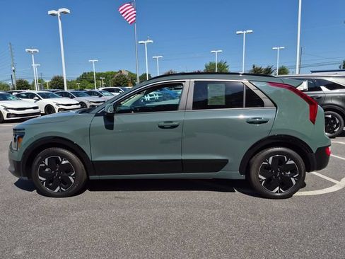 Used 2024 Kia Niro Wind FWD image 6