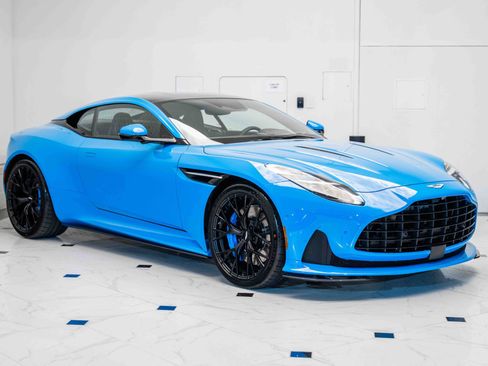 Used 2024 Aston Martin DB12 Coupe image 1