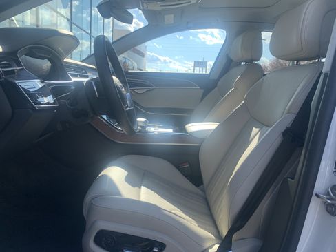 Used 2023 Audi A8 L 3.0T image 19