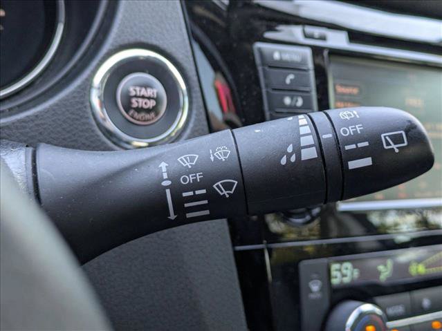 Used 2021 Nissan Rogue Sport SV FWD image 8