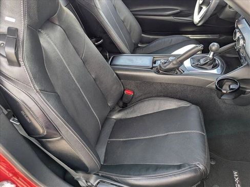 Used 2023 MAZDA MX-5 Miata Grand Touring image 17