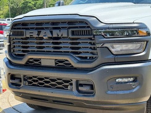 New 2026 RAM 2500 Tradesman AWD/4WD image 9