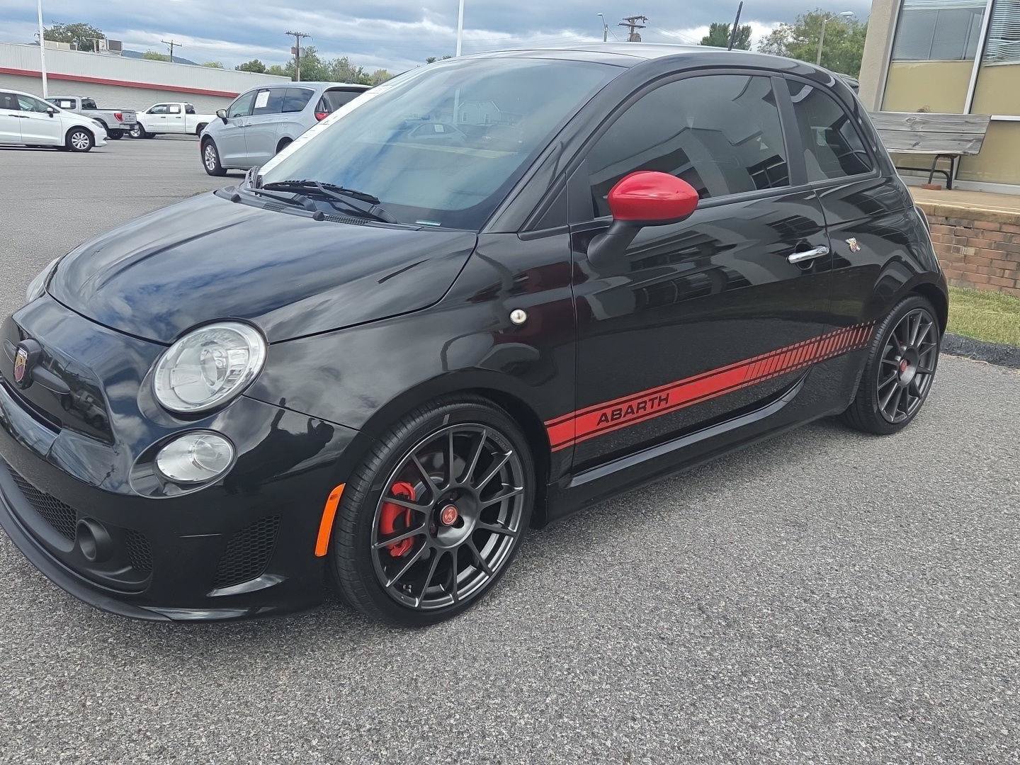 Used 2012 FIAT 500 Abarth w/ Safety & Convenience Pkg FWD image 8