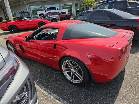 Used 2007 Chevrolet Corvette Z06 w/ Preferred Equipment Group RWD image 2