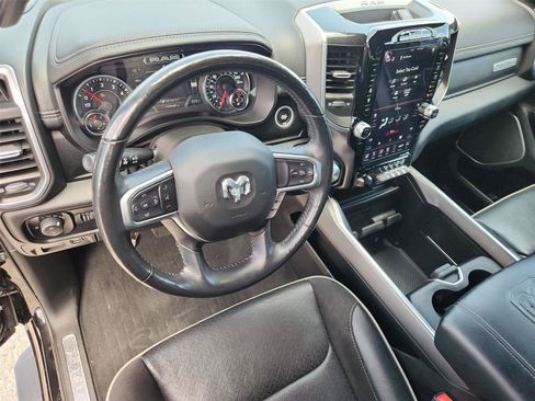 Used 2020 RAM 1500 Laramie RWD image 10