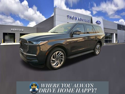 New 2026 Lincoln Navigator Premiere AWD/4WD image 6