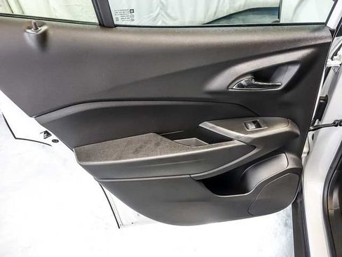 Used 2026 Chevrolet Trax ACTIV w/ Driver Confidence Package FWD image 26