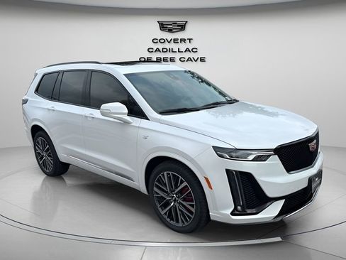 New 2025 Cadillac XT6 Sport w/ LPO, Floor Liner Package image 2