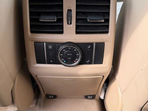 Used 2013 Mercedes-Benz GL 450 4MATIC image 17