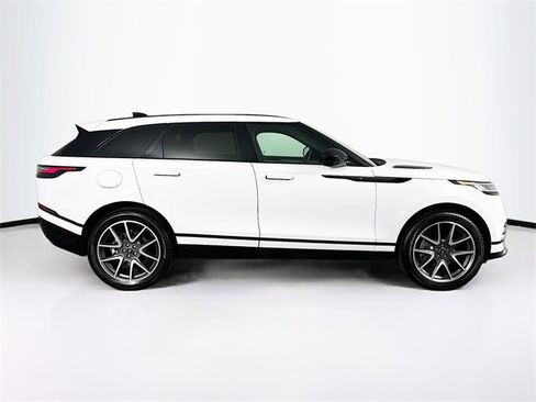 Used 2026 Land Rover Range Rover Velar Dynamic SE image 4