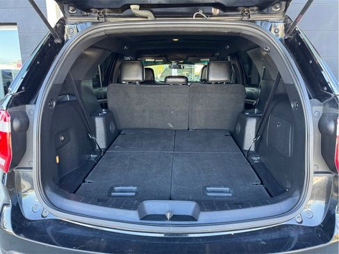 Used 2016 Ford Explorer XLT w/ Equipment Group 202A image 27